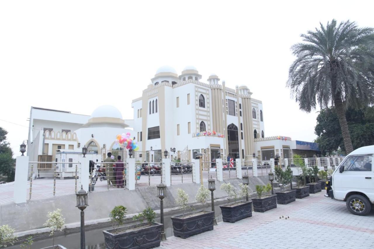 Shahi Palace Hotel Chichawatni Exterior photo